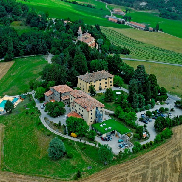 Hotel and emotions on the Appennini
