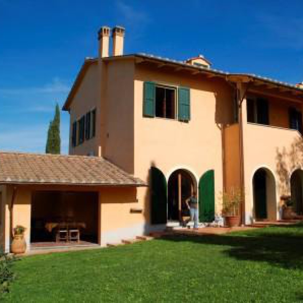 Countryhouse with pool  on Pisa hills