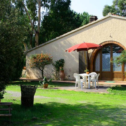 Farmhouse at the seaside in Maremma