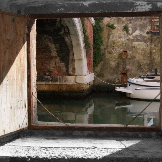 Visitare Livorno in battello lungo i canali