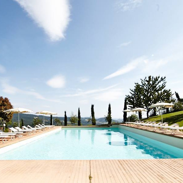 Historical villa and countryhouses & 2 pools