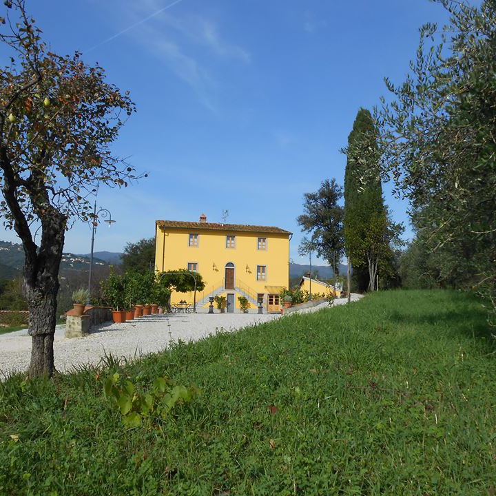 Country house &pool in Pistoia close Florence
